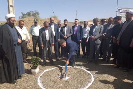 مجتمع آبرسانی جمشيدآباد در شهرستان بهار گلنگ‌زنی شد