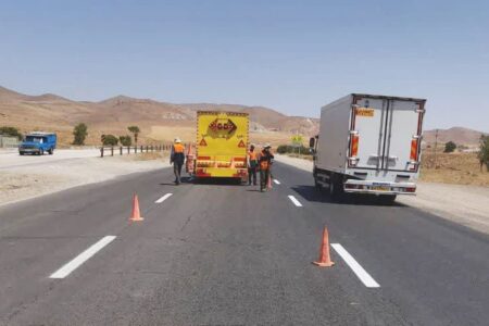 توسعه ۳۱ کیلومتر روشنایی / اجرای بیش از ۲ هزار و ۸۶۹ کیلومتر خط‌کشی در محورهای استان همدان