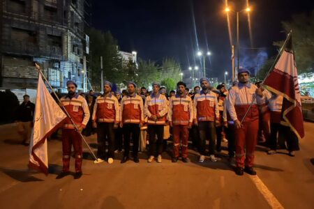 خدمت‌رسانی گسترده جوانان هلال‌احمر استان همدان در جنگ رمضان