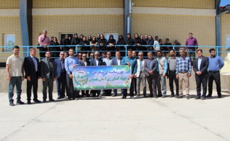 بازدید خبرنگاران از واحد خوراک طیور  و واحد کشتارگاه طیور شهرستان رزن