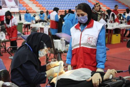 ارائه خدمات رایگان درمانی ۱۲۰ پزشک به اقشار کم برخوردار