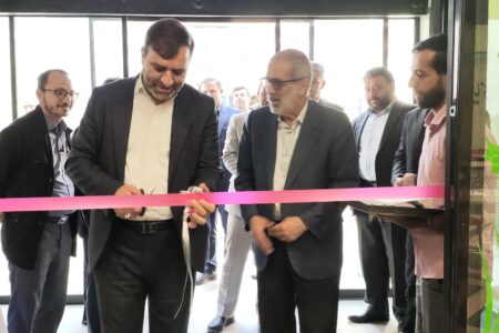 افتتاح قرائت خانه شهید حججی در مجموعه فرهنگی و هنری عین القضات همدانی