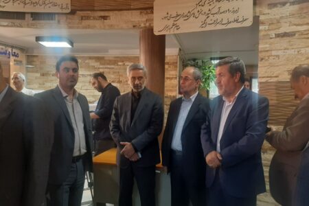 حضور حماسی مردم در پای صندوق های رأی باعث  ناامیدی دشمنان و عزت و سربلندی ایرانی اسلامی است