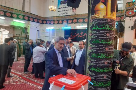 برای صلابت و قدرت جمهوری اسلامی ایران رأی بدهیم