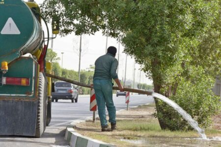 تامین مخازن و توزیع و انتقال آب فضای سبز شهری در منطقه دو با اعتباری بالغ بر ۱۵ میلیارد تومان