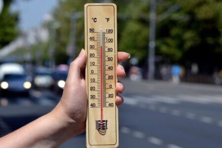 کاهش یک درجه ای دما امروز در همدان