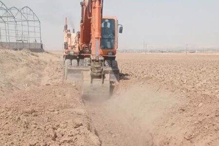 احداث ۵۰۰ متر کمربند حفاظتی در آق بلاغ شهرستان بهار