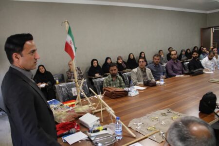 کارگاه آشنایی با قوانین و حفظ و حراست منابع طبیعی ویژه مربیان پیشتازان دانش آموزی استان همدان