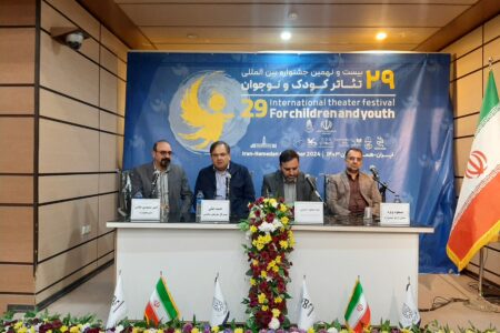 ارسال بیش از ۴۱۵ اثر نمایشی از ۲۷ استان به دبیرخانه/ ۱۳ کشور در جشنواره حضور دارند
