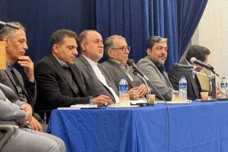 جنجال کردند ، اما در جلسه حضور نیافتند /  نه اعضای شورای شهر آمدند و نه ۱۰۰ استاد برجسته علمی 