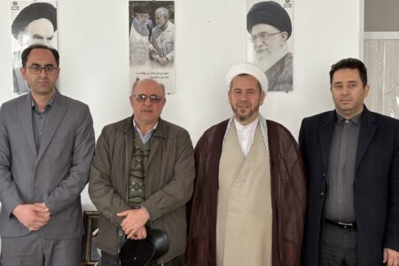 پیگیر طراحی و ساخت اِلمان مناسب شأن شهید گمنام  در مجتمع غار علیصدر هستیم