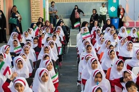 حضور ۲۶ هزار دانش آموز کلاس اولی در مدارس همدان
