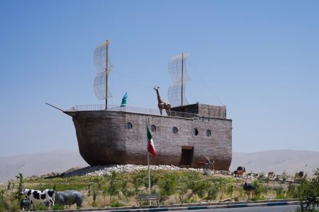 برپایی نمایشگاه صنایع‌دستی و سوغات در شهرستان نهاوند 