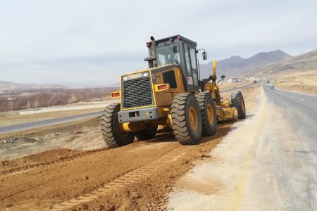 اجرای ۱۱۵ کیلومتر شانه‌سازی و ۱۷۵ کیلومتر خط‌کشی در راه‌های شهرستان تویسرکان