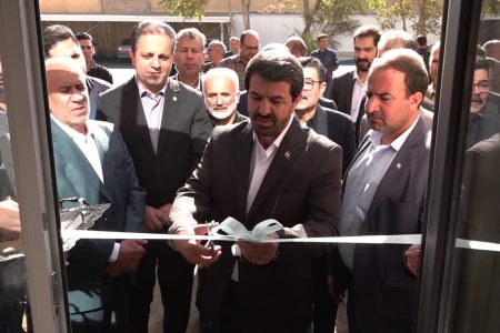 بهره برداری از نیروگاه خورشیدی ۴۰ کیلوواتی در اداره‌کل غله استان همدان