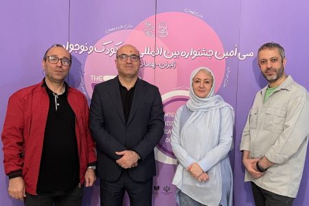 بازدید مدیرکل هنرهای نمایشی از دبیرخانه سی‌امین جشنواره تئاتر کودک و نوجوان همدان