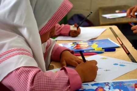 حمایت کمیته امداد همدان از ۲۱ هزار دانشجو و دانش آموز